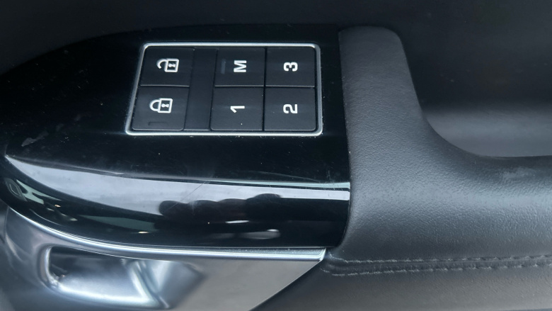 Land Rover Range Rover Sport 2.0 P400e HSE Dynamic Black 5dr Auto Estate